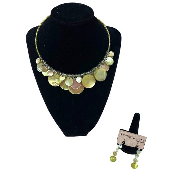 KENNETH COLE Women's FASHION CHOKER NECKLACE Green BEADED 18" Long - Picture 1 of 4